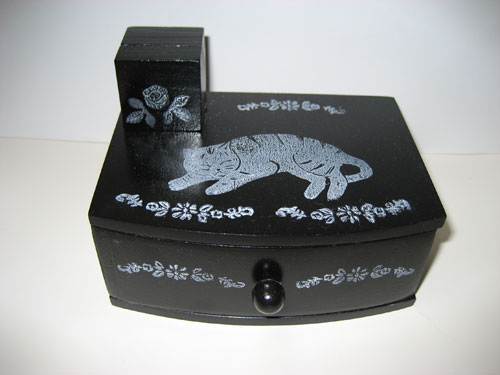 ��������E��